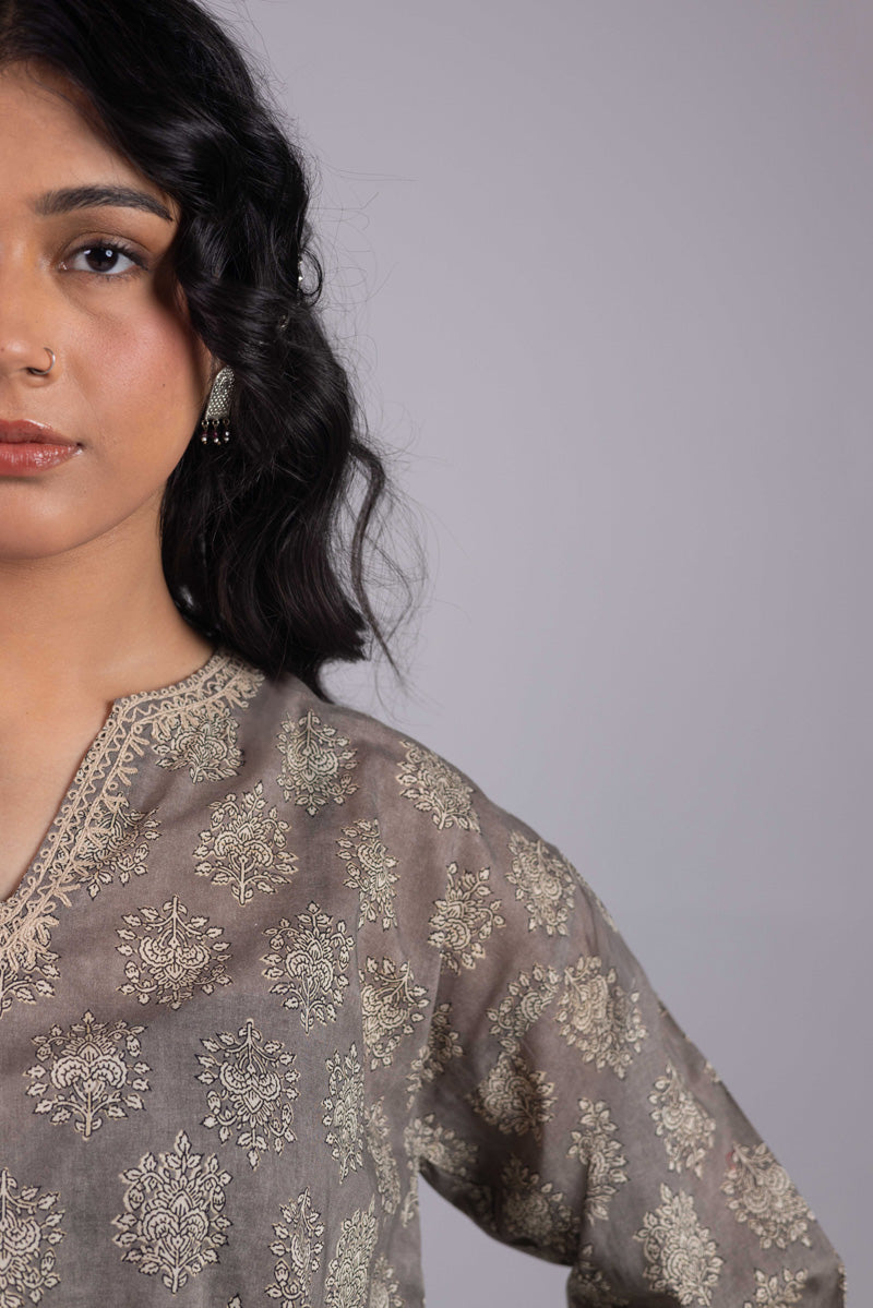 Soft Hues of Gulnar Duo