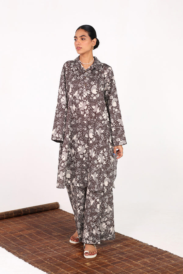 Collared Gul E Aqs Ensemble