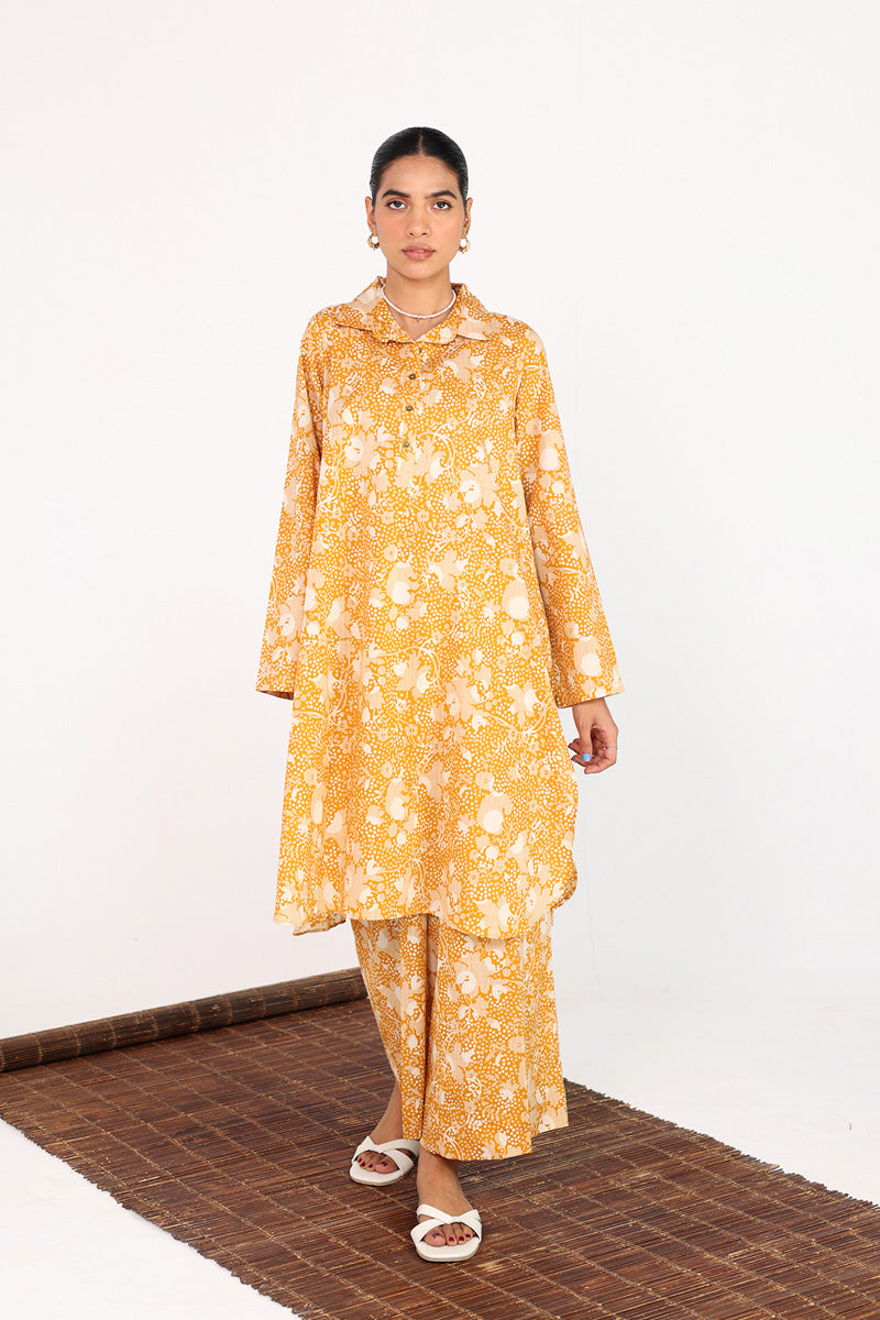 Collared Gul E Aqs Ensemble