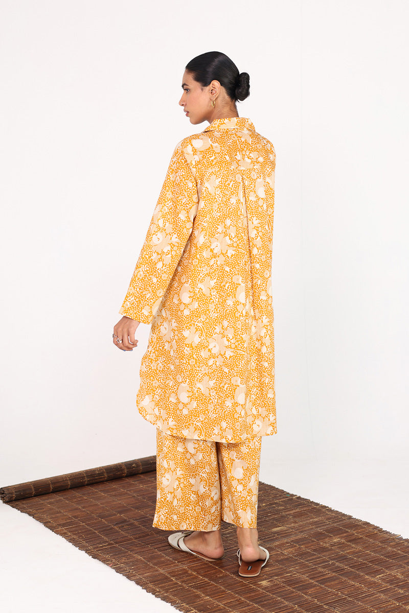 Collared Gul E Aqs Ensemble