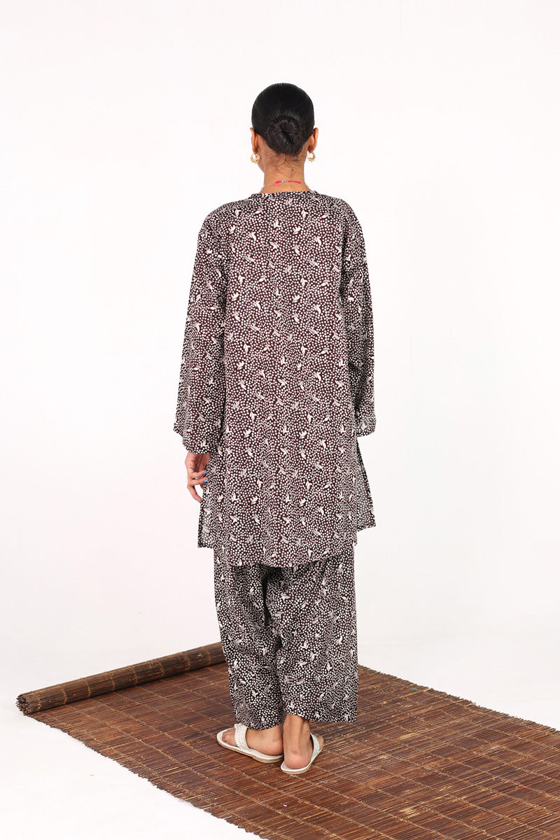 Buttoned Gul E Aqs 2 Piece