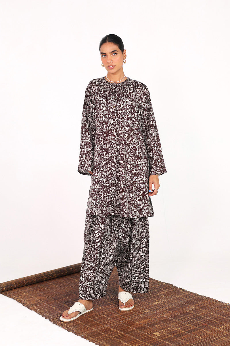Buttoned Gul E Aqs 2 Piece