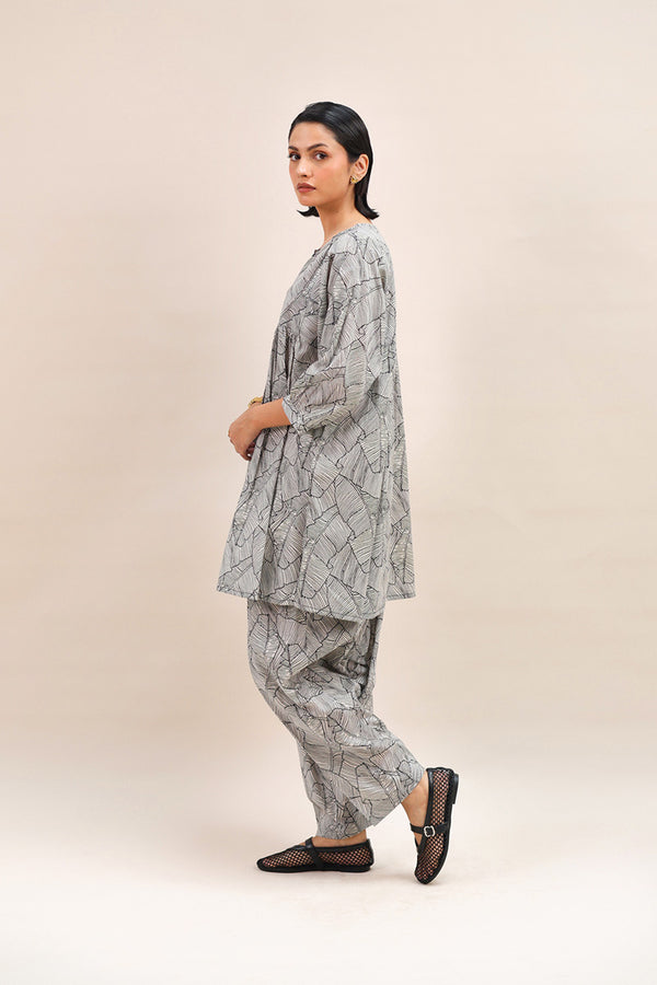 Flared Printed Dual-Set