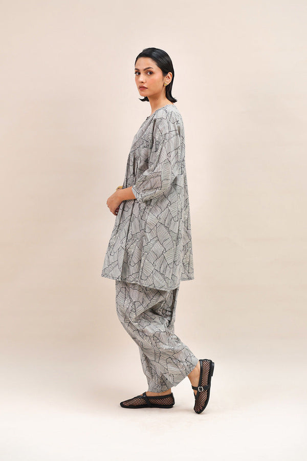 Flared Printed Dual-Set