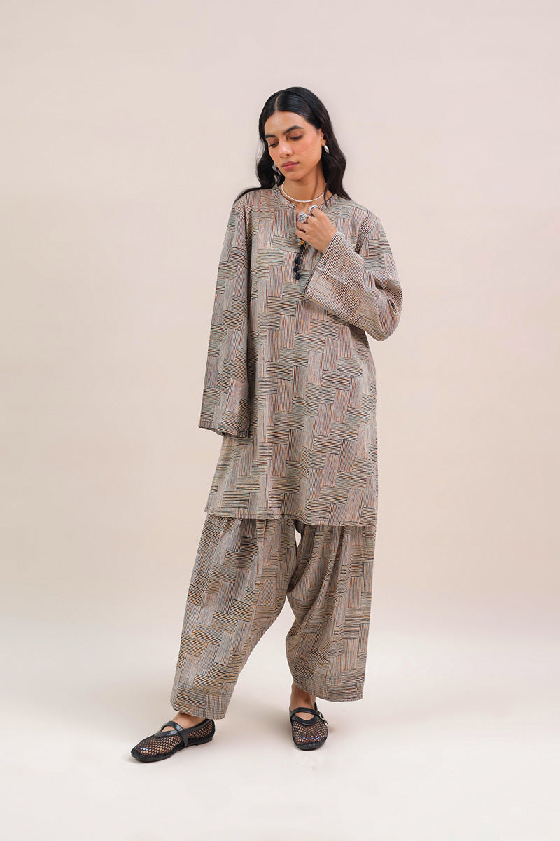 Tasseled Ginti Co-Ord Set