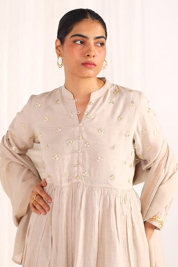 Zareen Gota Grace Suit