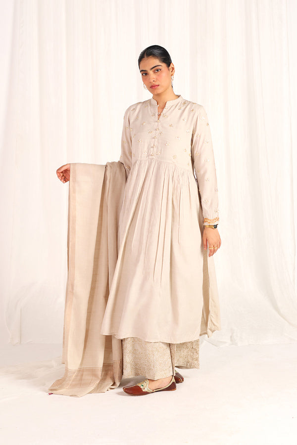 Zareen Gota Grace Suit