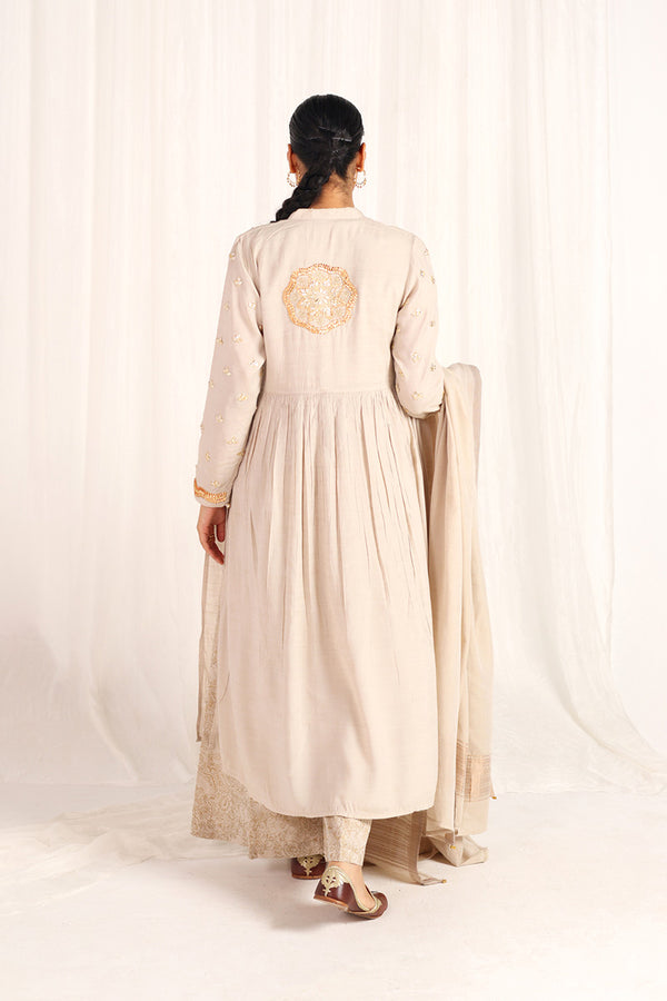 Zareen Gota Grace Suit