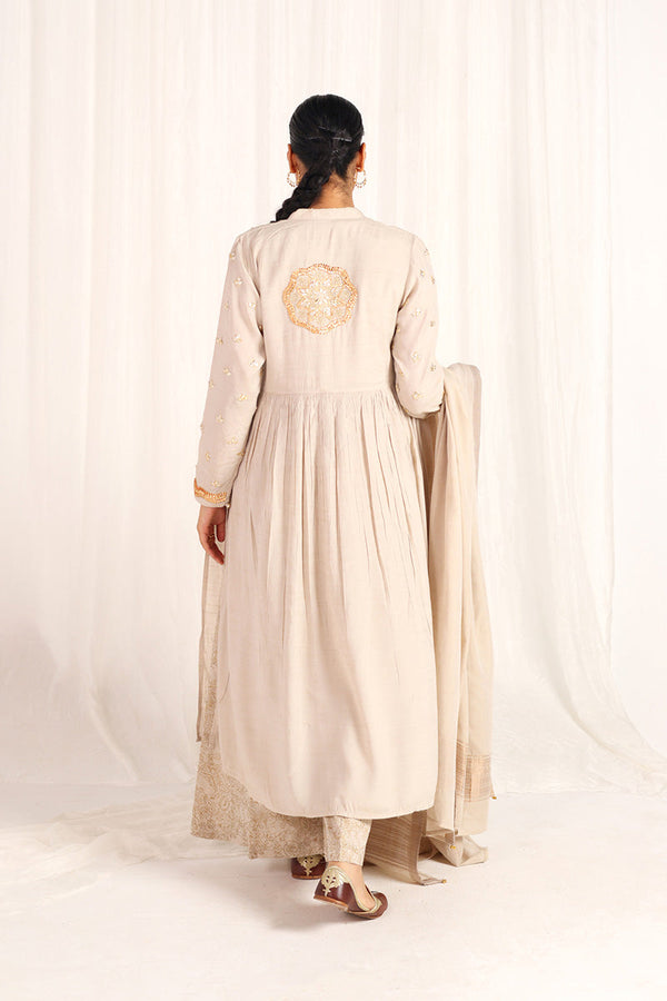 Zareen Gota Grace Suit