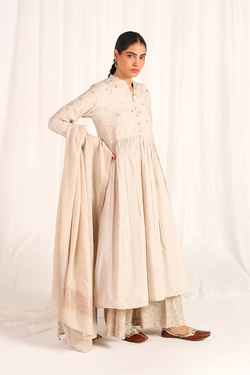 Zareen Gota Grace Suit
