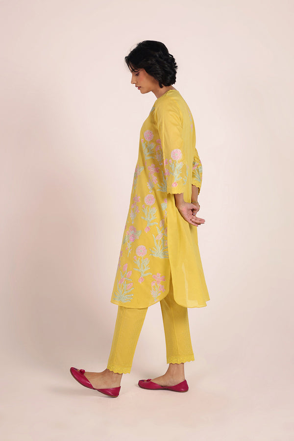 Ferozan Block Threads Ensemble