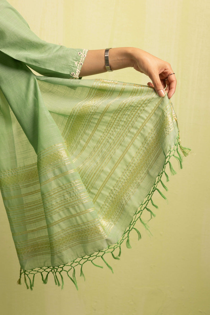 Aina Studio Suit