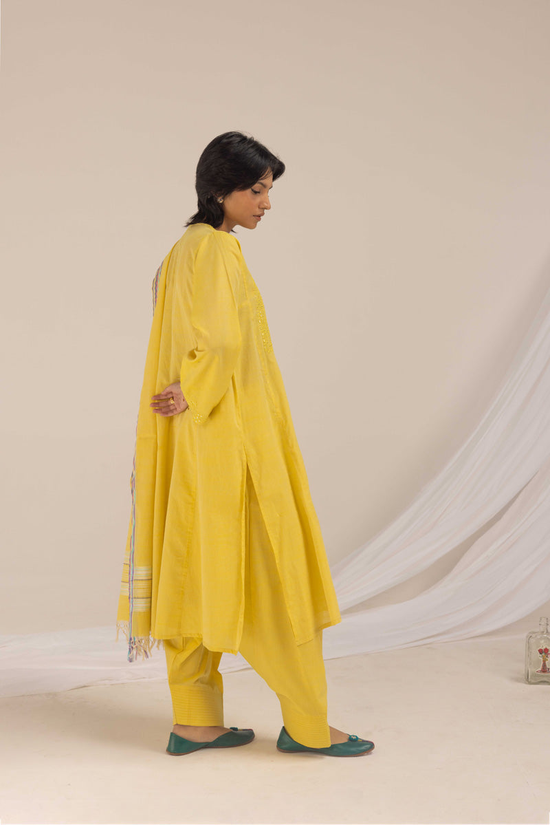 Aina Mahal Suit