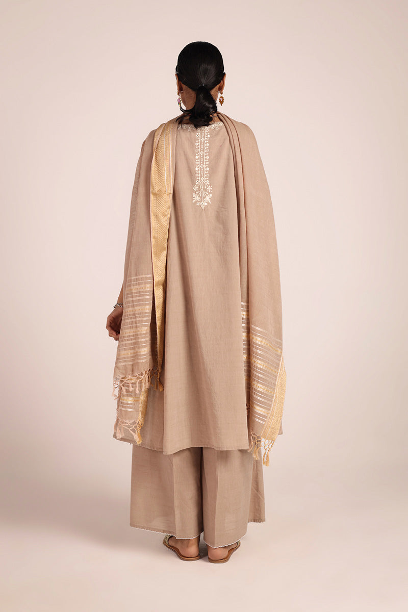 Aina Royale Suit