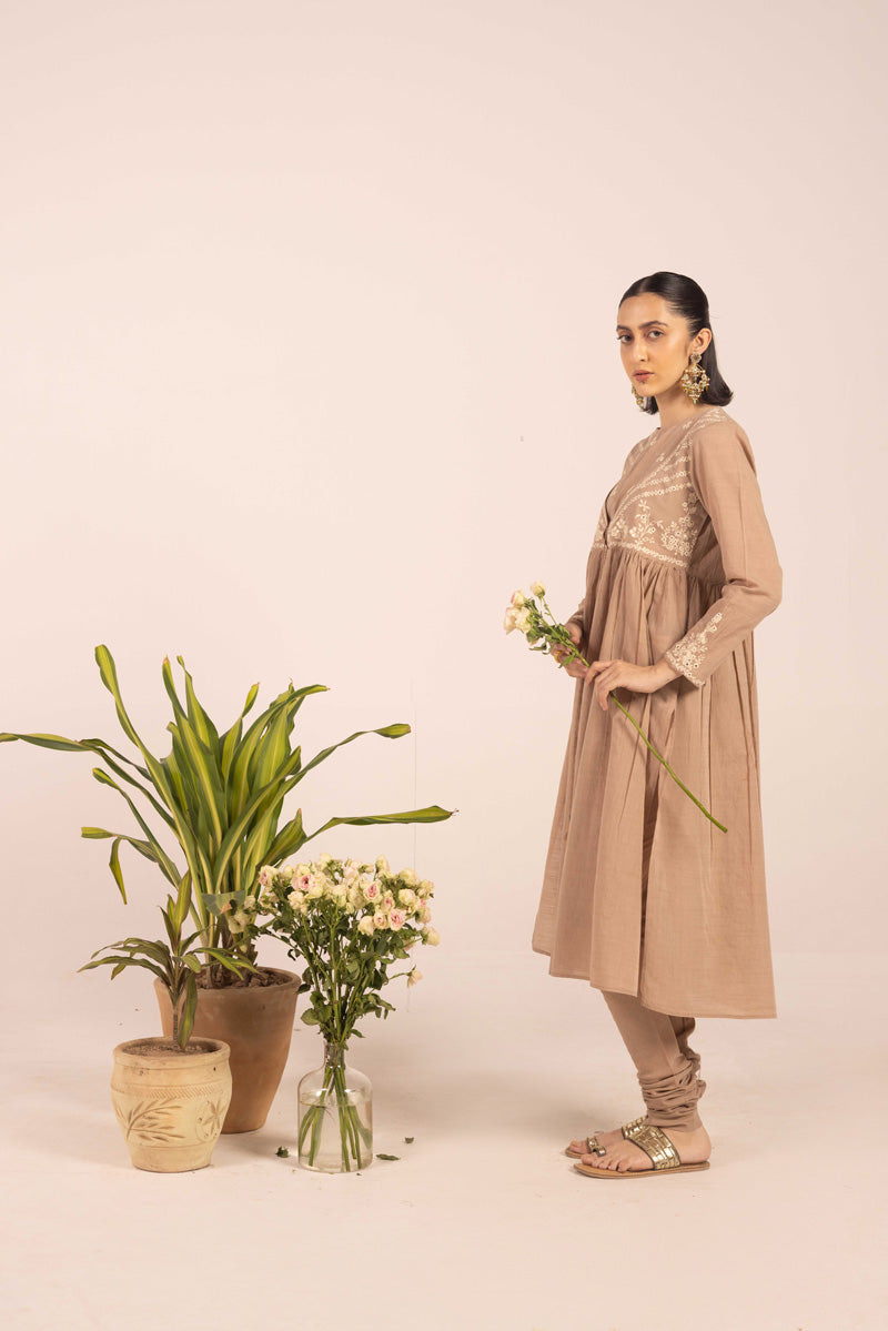 beige