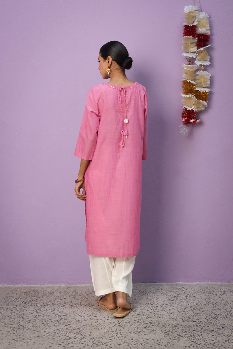 Aina Resham Kurta