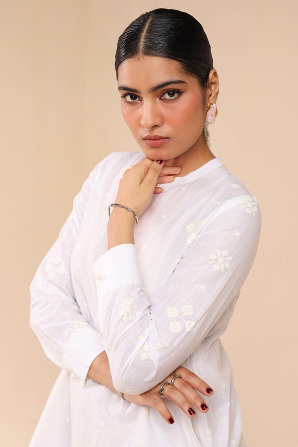 Chakoor Embroidered Set