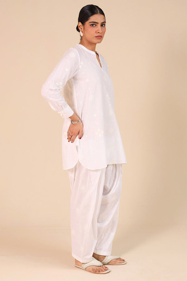 Chakoor Embroidered Set