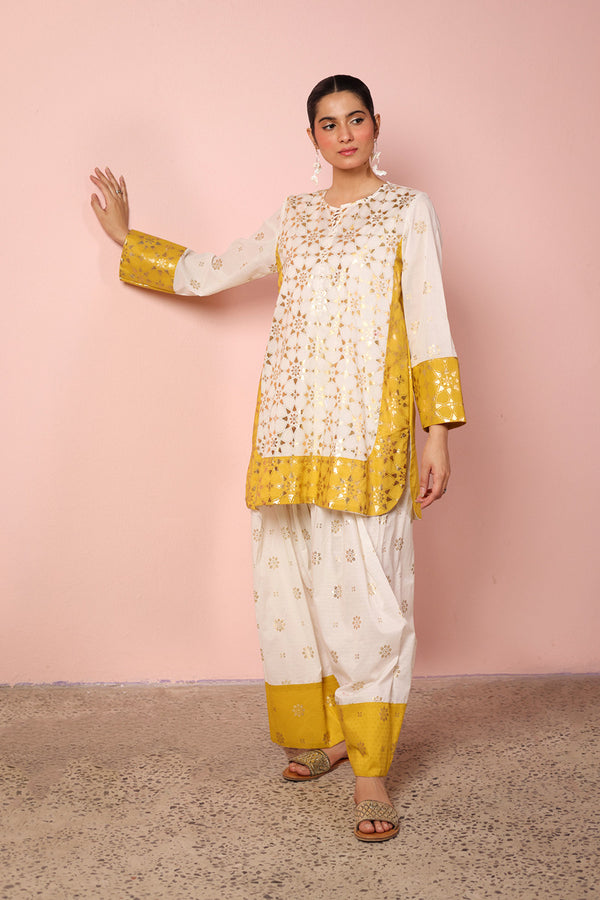 Husna-e-Sitara Ensemble