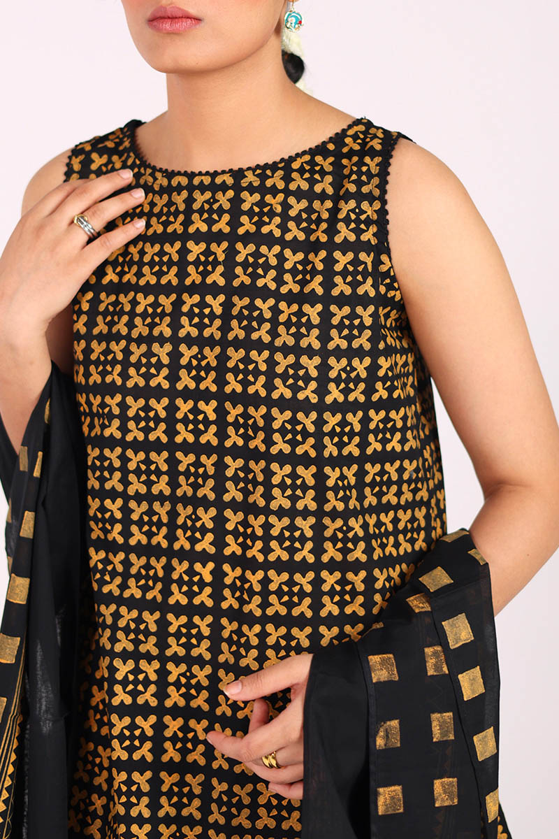 African Charm Block-Print Heritage Ensemble