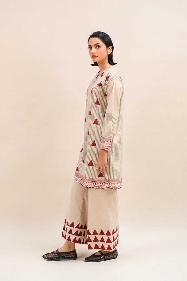 Black-Printed African Charm Duo