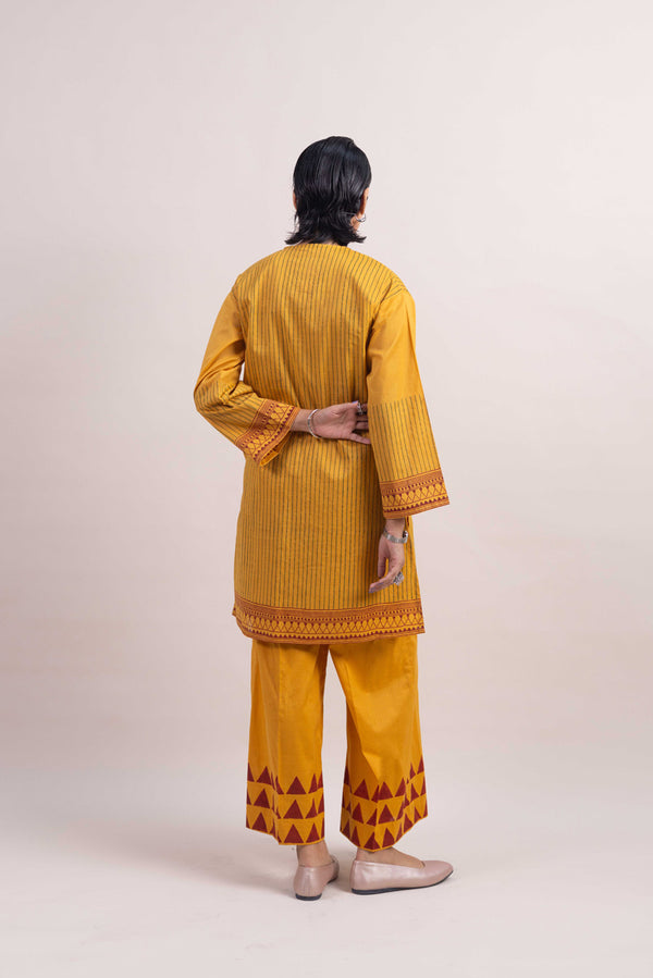 Black-Printed African Charm Duo