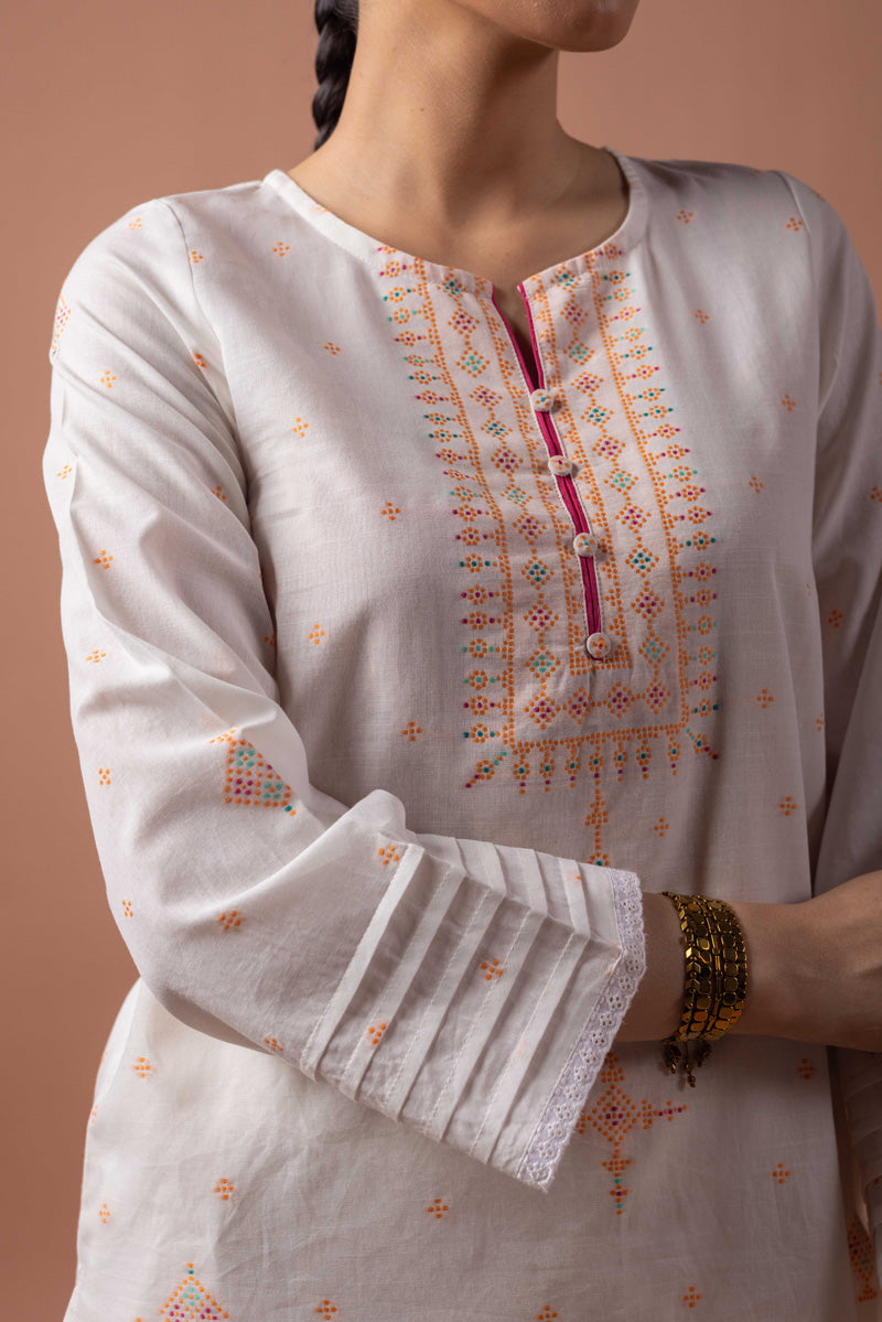 Whispers Of Jacquard Ensemble