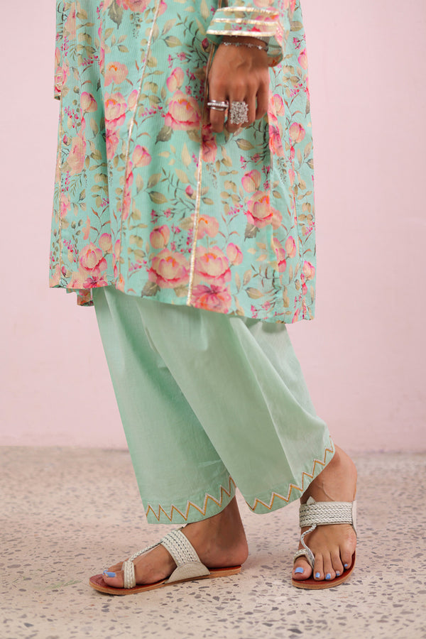 Khushbu Gota Grace Set