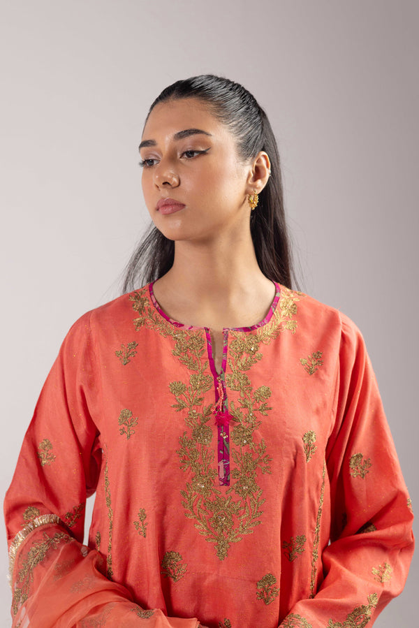 Hues of Red Golden Weave 3 Piece