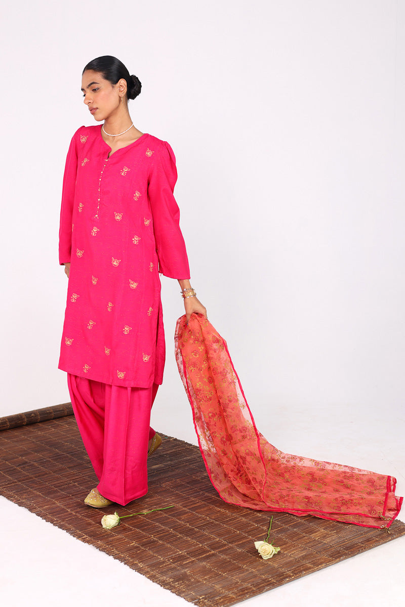 Hues of Red Regal 3 Piece Suit