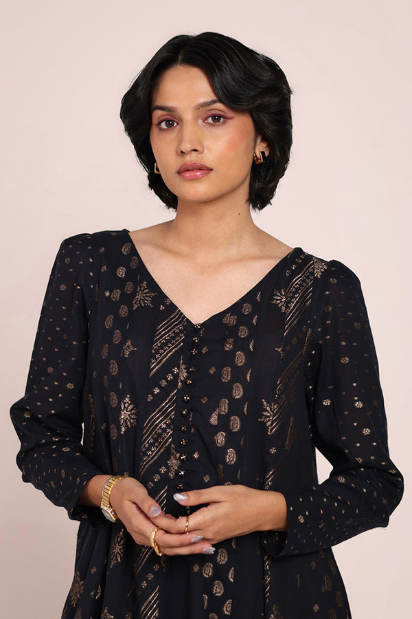 Raat ki Rani Raqs Suit