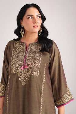 Shoukh Rang Dastaan Duo