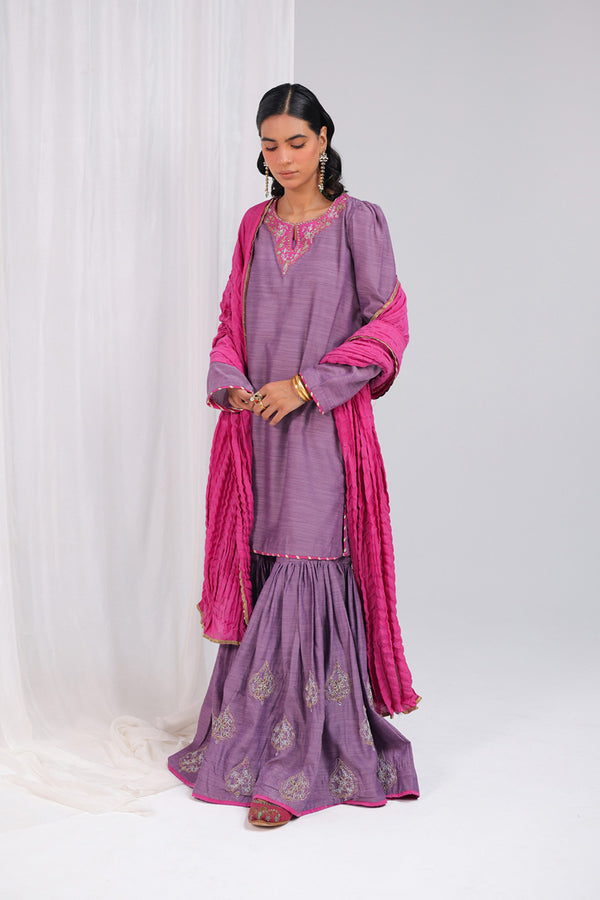 Shoukh Rang 3 Piece Gharara Set