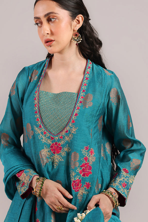 Golden Rose Festive Ensemble