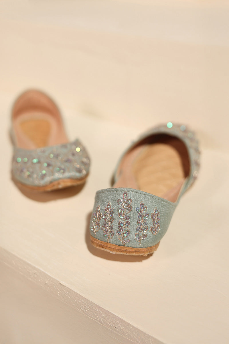 lightblue