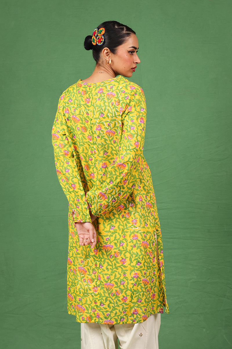 Amber Fiza Kurta