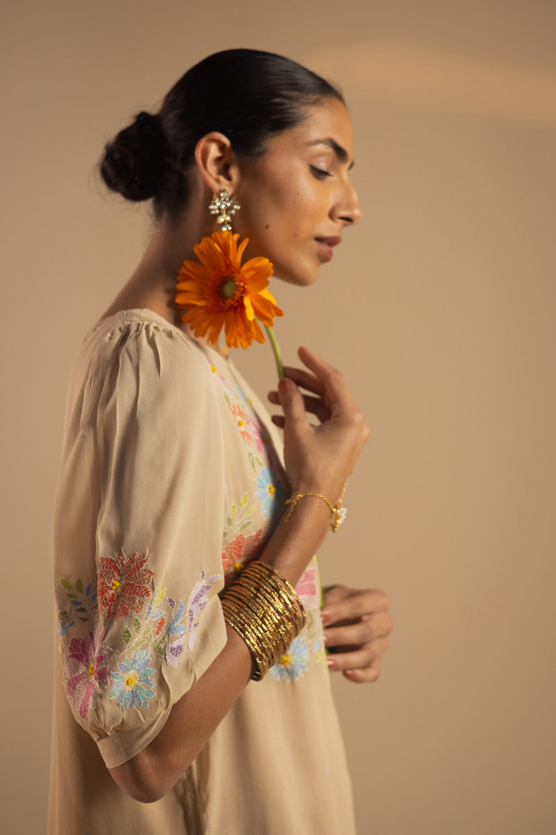 Hand-Crafted Blooms Set