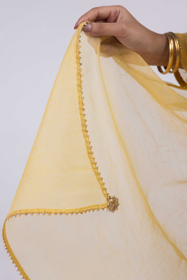 Zahra Hand-Embroidered Ensemble