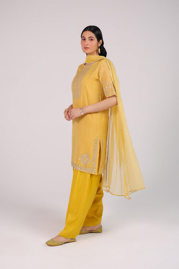 Zahra-e-Noor 3 Piece Suit