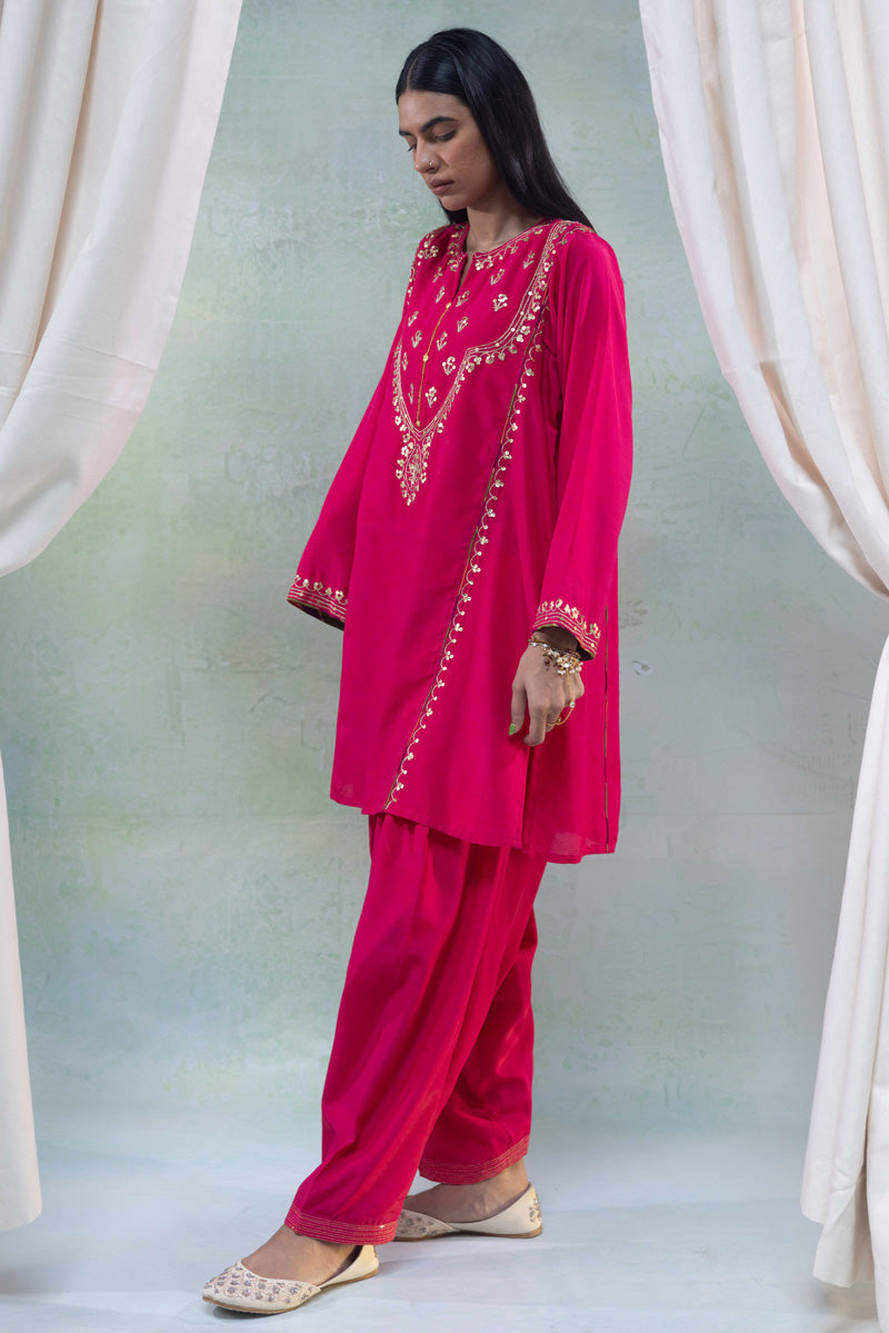 pink