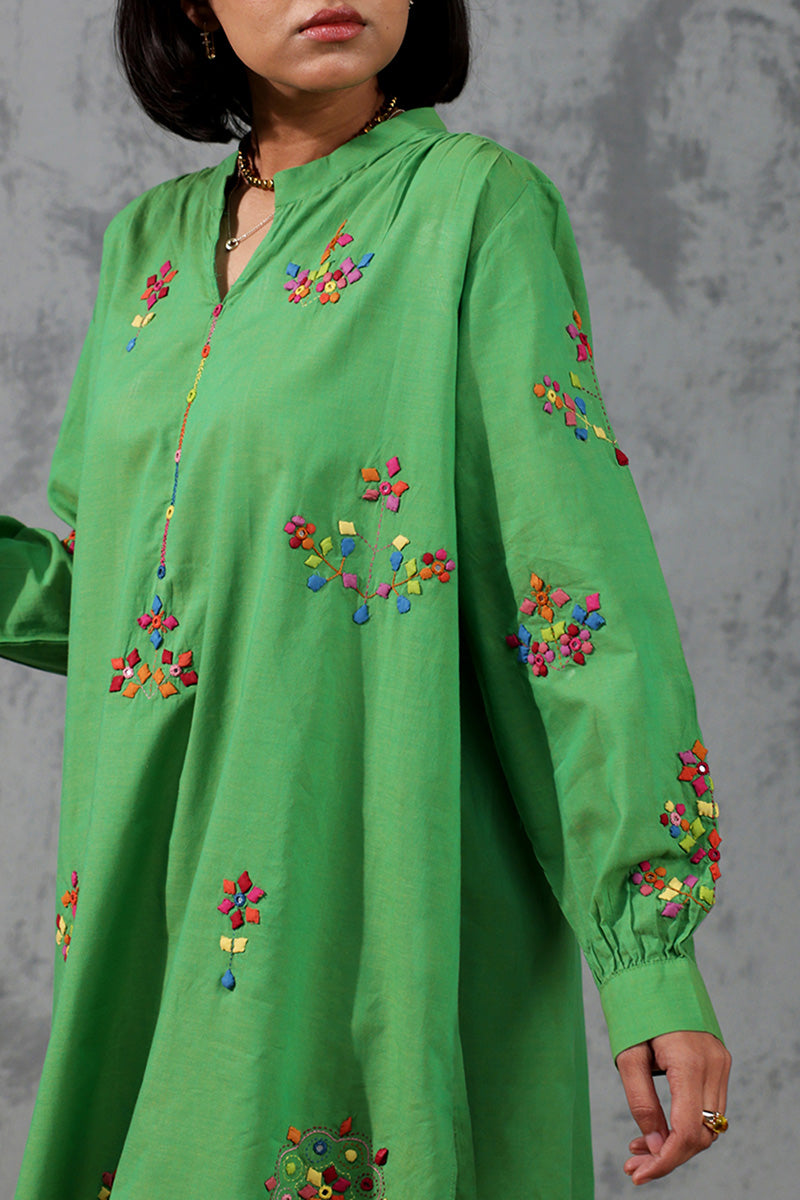 Kutch Bazaar Aina Set