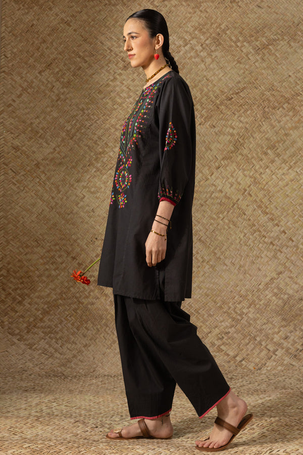 Kutch Rangrez Tukri Set