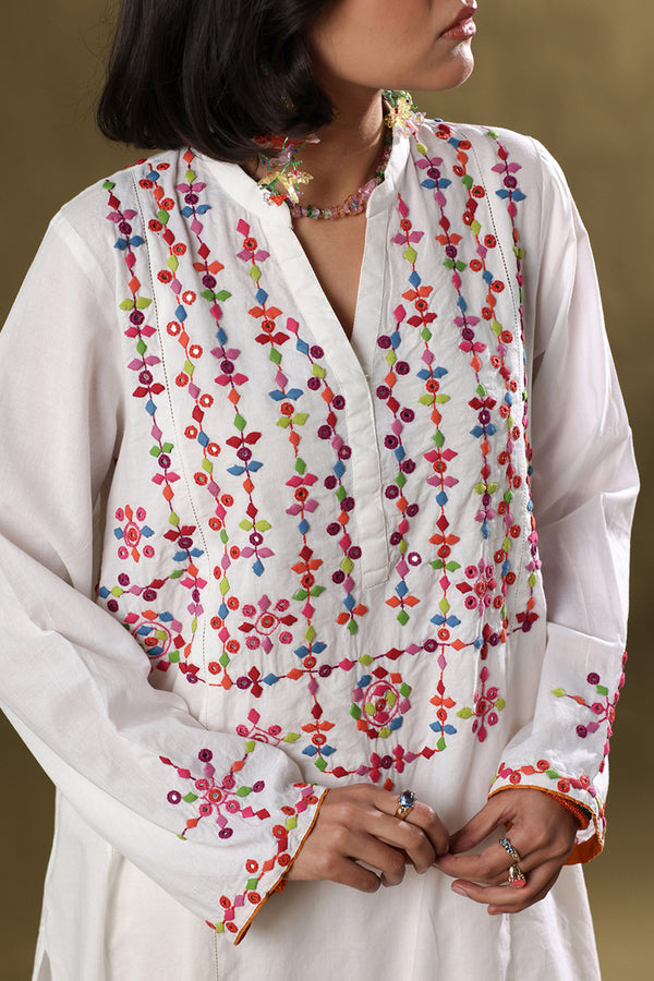 Hand-Crafted Tukri Set