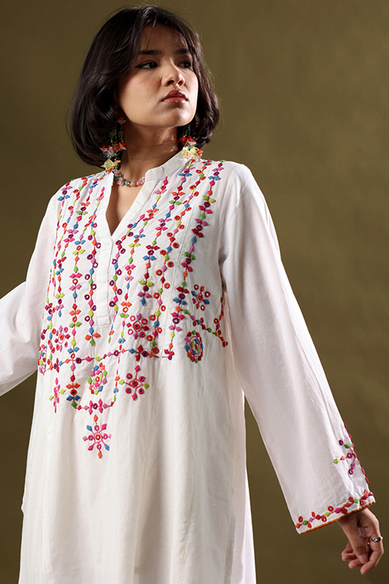 Hand-Crafted Tukri Set