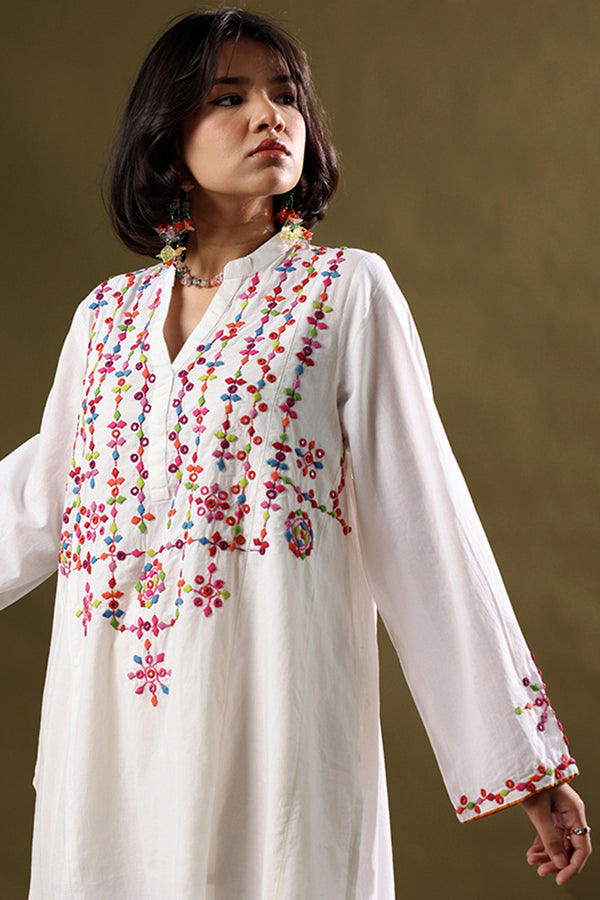 Hand-Crafted Tukri Set