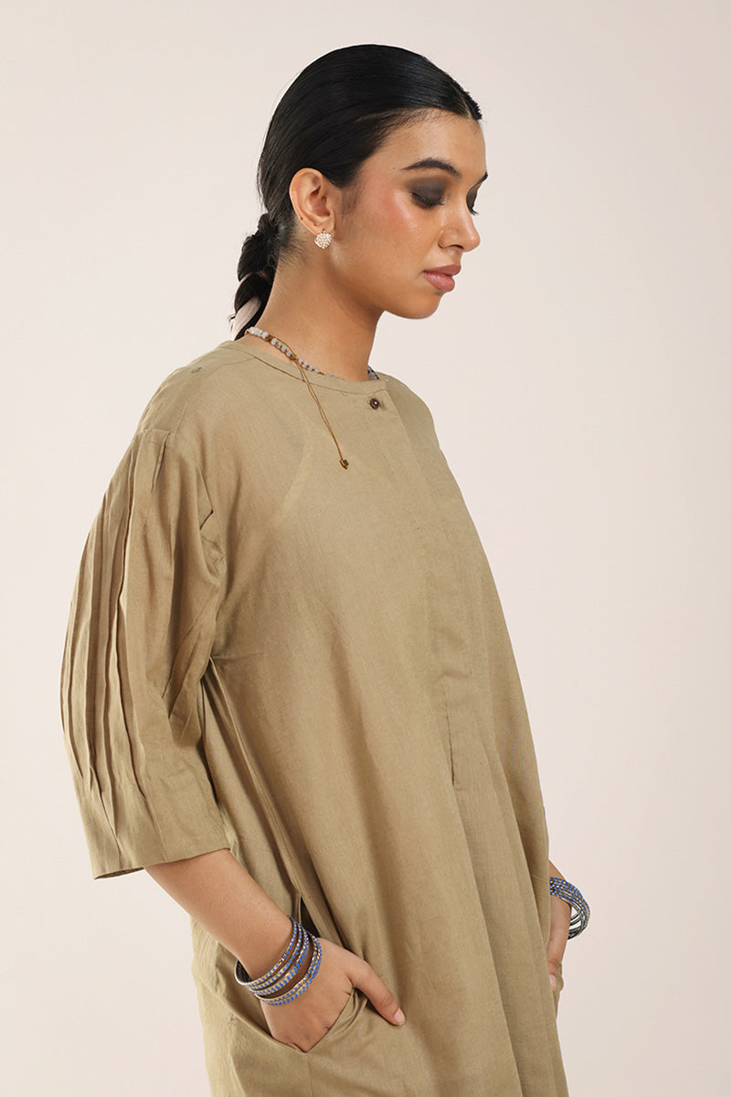 Linen love buttoned top