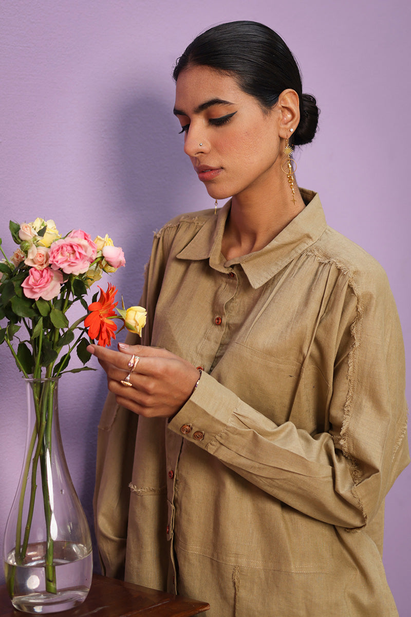 beige