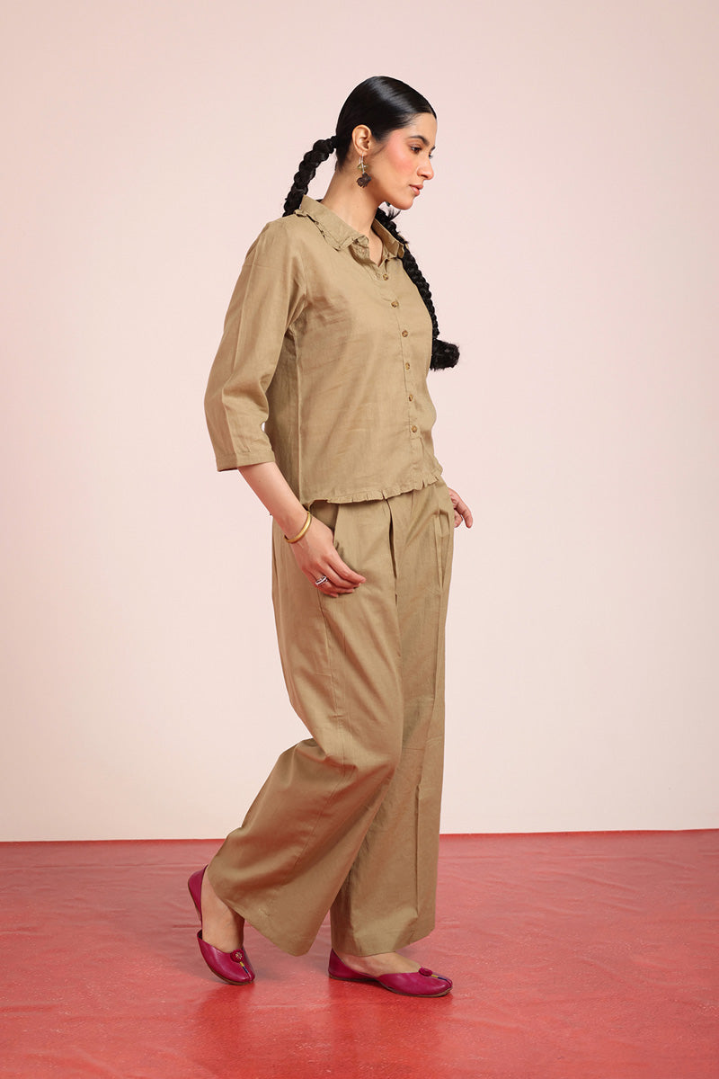 beige