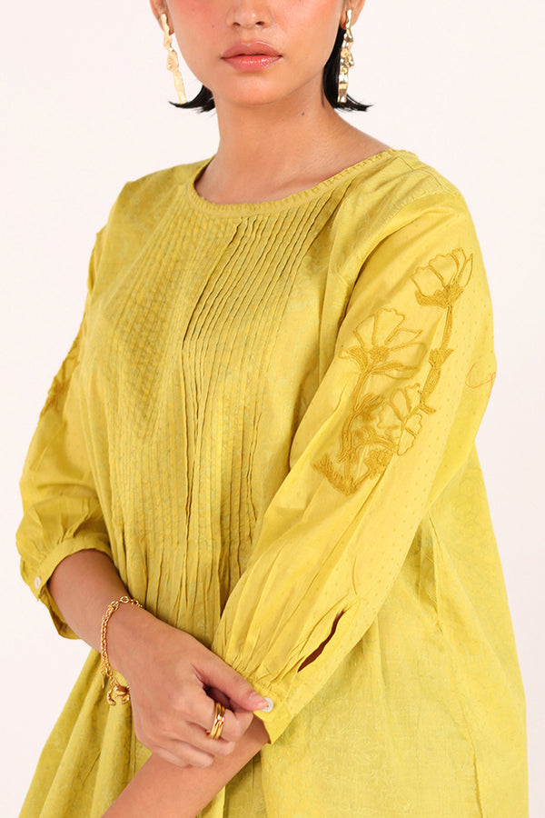 Sea Foam Pleated Bliss Top