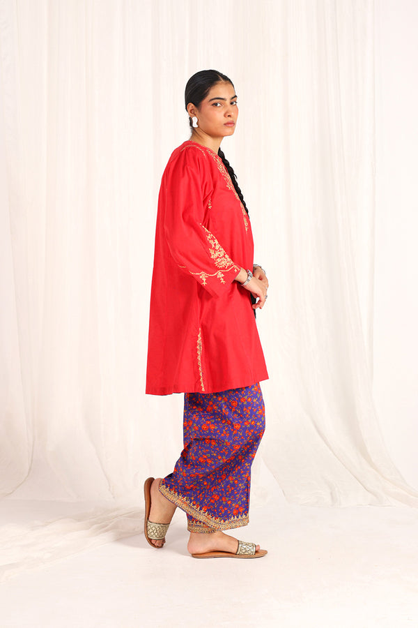 Gilded Glam Gold Thread Ensemble